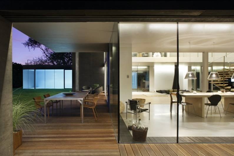 Teljes a szobák félelmetes, hogy mindig elfoglalt során bármilyen apokalipszis.