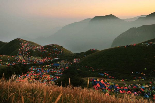 Numerous tents are seen during the 2013 International I Camping Festival in Mount Wugongshan of Pingxiang, Jiangxi province