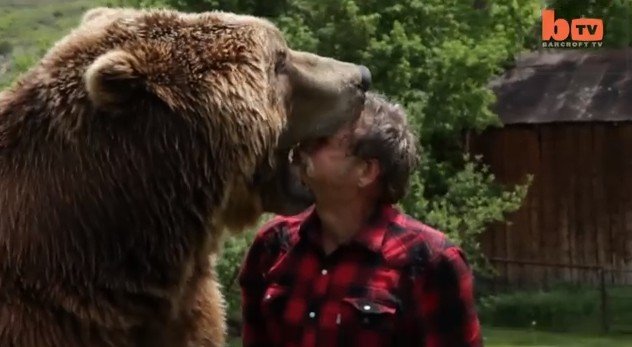 Wrestling A Grizzly Bear In My Garden - YouTube (1)