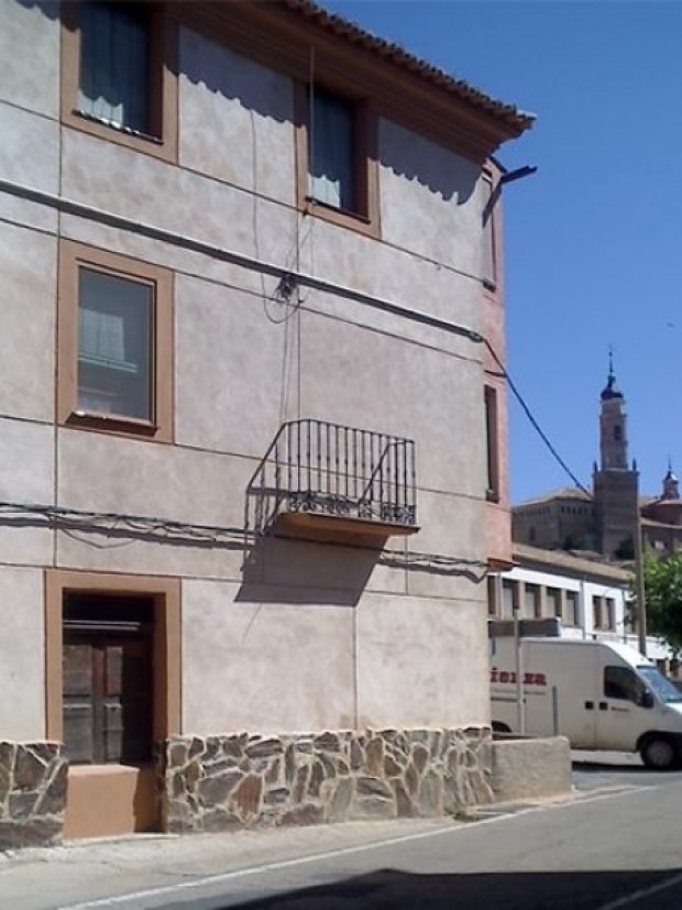 erkélyen lehet cigiznii